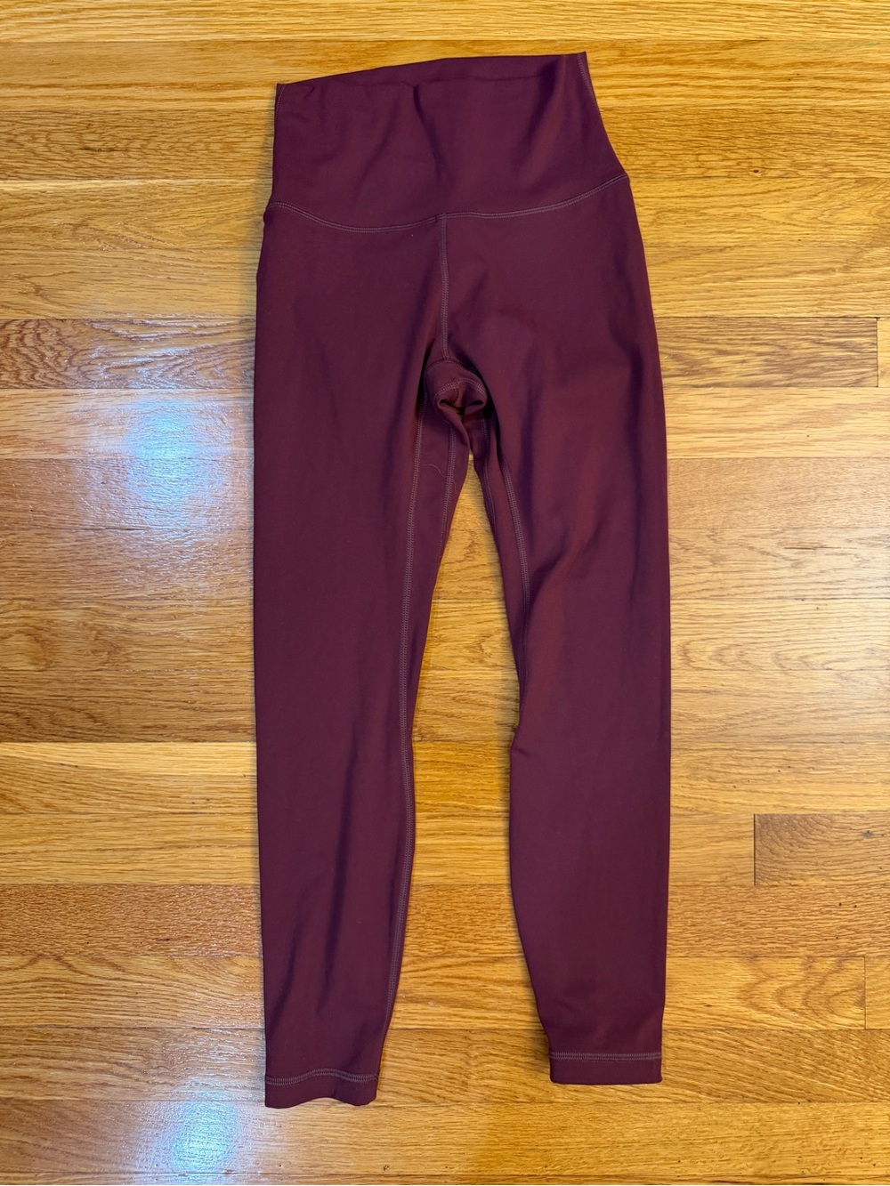 HeyNuts 24" Inseam Leggings in Dark Red/Maroon - Size Extra Small (0/2)